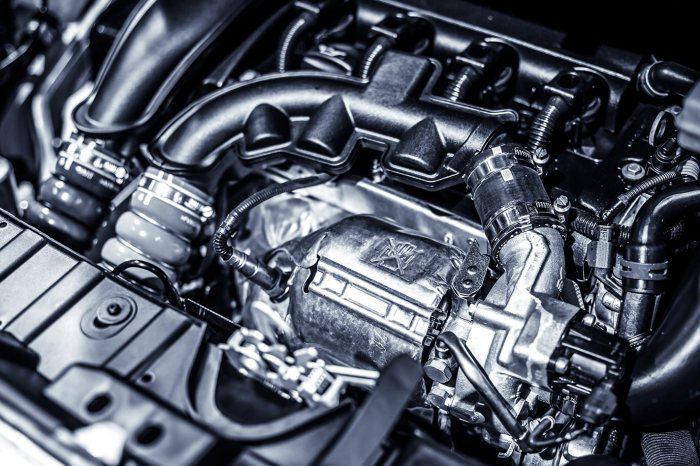 Car engine parts diagram