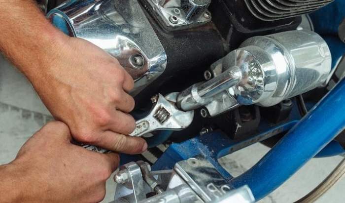 Hybrid vehicle pros and cons
